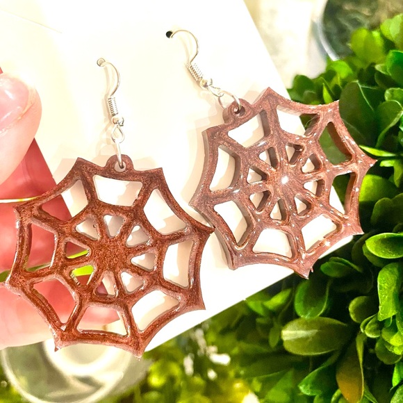 Spiderweb Earrings - Picture 3 of 7
